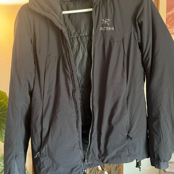 Small Arc’teryx black jacket - Picture 2 of 2
